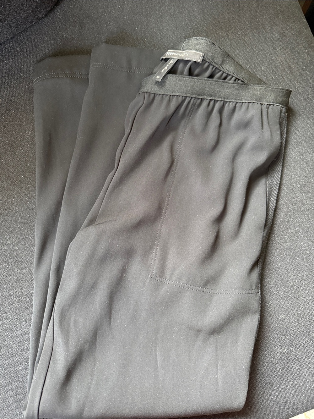 Woman Black Elastic-Waist Pants by BCBG MAXAZRIA